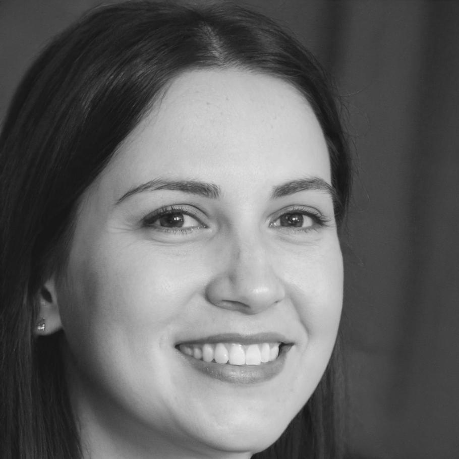 Portrait de Célestine Dubois, experte en fiscalité